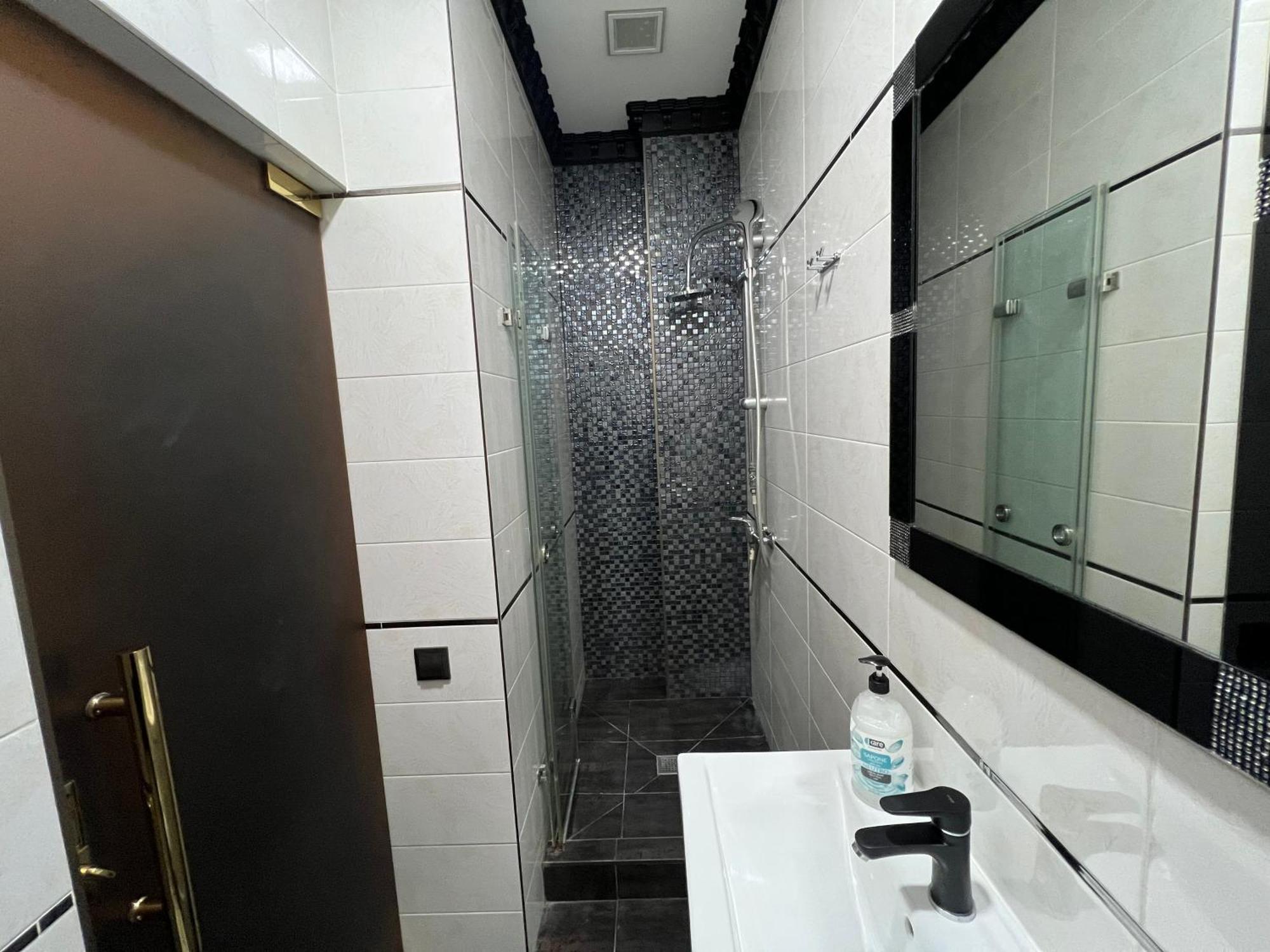 Center Apartment Кишинев Екстериор снимка